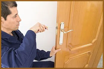 Chardon OH Locksmith Store Chardon, OH 440-287-6793 - 4-locksmiths-service